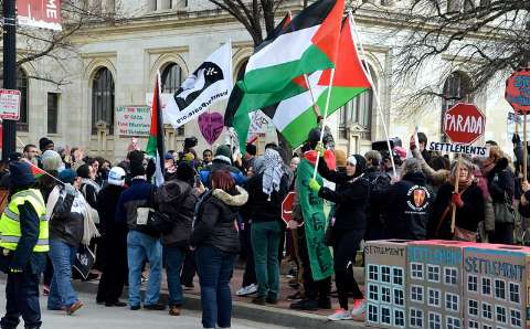 لابی صهیونیست‌ها به دنبال «ری‌برند» نسل‌کشی غزه در آمریکاست