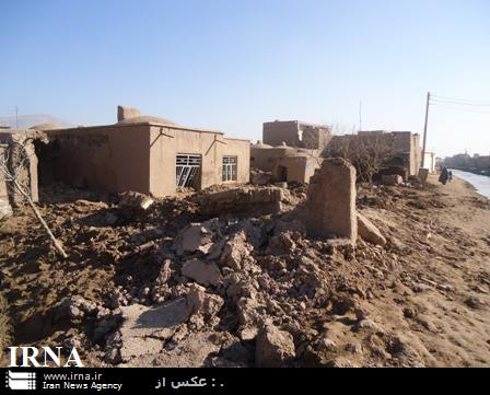 سيل در استان بادغيس افغانستان يكصد خانه را تخريب كرد