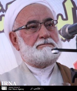 امام جمعه مهاباد: انتخاب افراد اصلح بايد مورد توجه مردم قرار گيرد