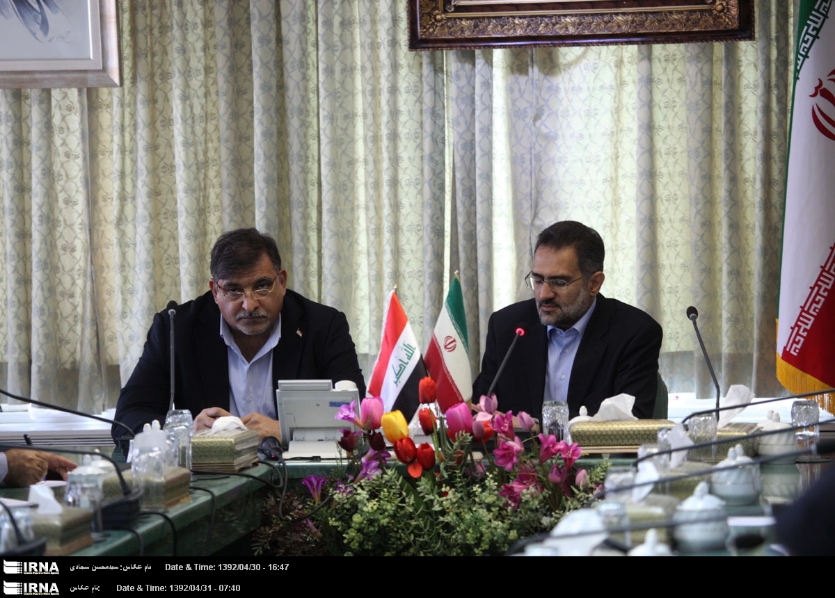 Iranian Culture and Islamic Guidance minister Hosseini(R) meets with visiting Iraqi Minister of Tourism Lavaal-Samim