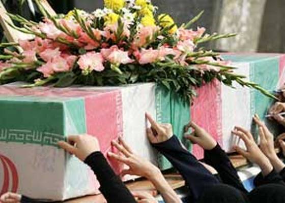 پيكر يكي از فرماندهان دوران دفاع مقدس در تهران تشييع شد پيكر يكي از فرماندهان دوران دفاع مقدس در تهران تشييع شد