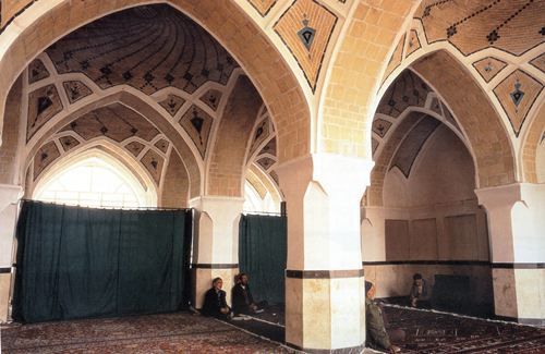 مسجد تاريخي وزير در كاشان بازسازي شد