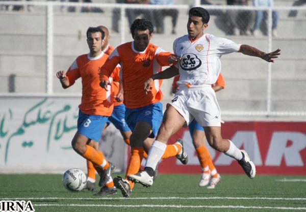 هفته پنجم رقابت هاي فوتبال ليگ برتر گيلان برگزار شد
