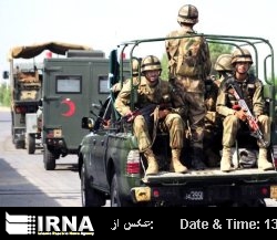Six Pakistani soldiers die during quake relief operations Six Pakistani soldiers die during quake relief operations