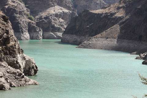 تهران همچنان درگیر خشکسالی/ پُرشدگی ۱۳ درصدی سدها نگران‌کننده است