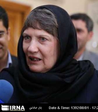 UN official hails Iranian record in fighting HIV UN official hails Iranian record in fighting HIV