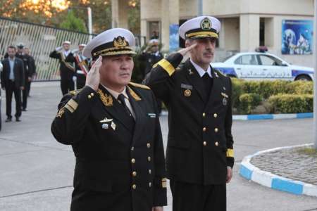 Kazakh navy commander meets Iranian navy’s fourth zone commander Kazakh navy commander meets Iranian navy’s fourth zone commander