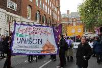 اعتصاب و تظاهرات دانشگاهيان انگليس در اعتراض به وضعيت حقوق و دستمزد