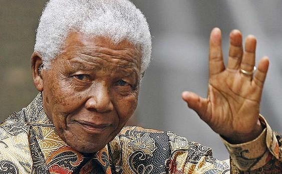 Merkel pays tribute to Mandela's example, inspiration Merkel pays tribute to Mandela's example, inspiration