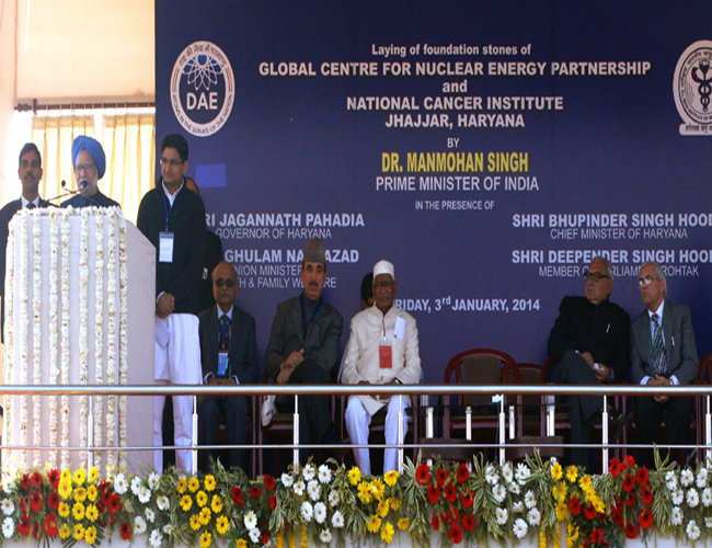 Indian PM bats for nuclear power as a “dependable clean option” Indian PM bats for nuclear power as a “dependable clean option”