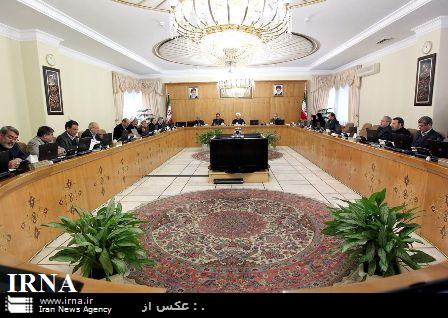 Government to help quake-stricken people in Bastak Government to help quake-stricken people in Bastak