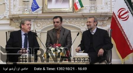 Larijani: Collective cooperation needed to solve Syrian crisis Larijani: Collective cooperation needed to solve Syrian crisis