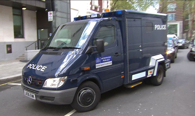 British police arrest two women over terror offences British police arrest two women over terror offences
