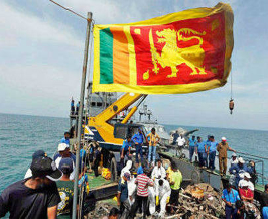 Sri Lankan Navy arrests 25 Indian fishermen Sri Lankan Navy arrests 25 Indian fishermen