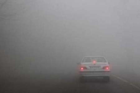 پديده مه در محور مراغه - هشترود ديد رانندگان را تا 50 متر كاهش داد