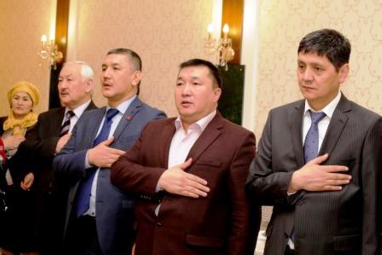 وزیر ارتباطات قرقیزستان خواستار توسعه مناسبات با ایران شد