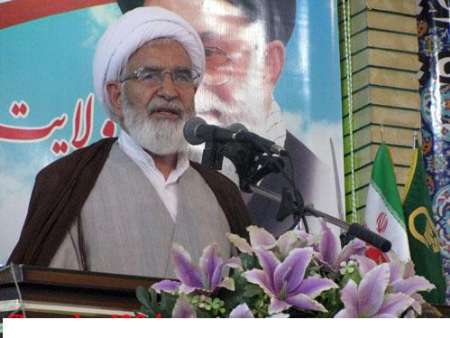 ملت ایران باید همواره آمادگی رزمی خود را حفظ كند ملت ایران باید همواره آمادگی رزمی خود را حفظ كند