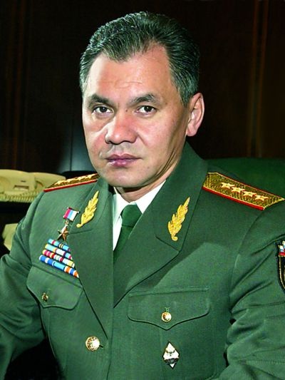 وزير دفاع روسيه دستور فراهم آوردن شرايط خروج نيروهاي اوكرايني از كريمه را صادر كرد