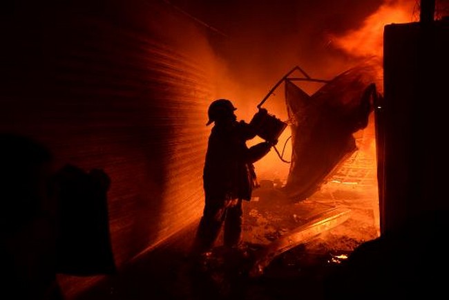آتش سوزی در بازار گواتمالا 1600 مغازه را نابود كرد