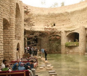 بيش از 36 هزار گردشگر از مجموعه شهر زير زميني كاريز كيش بازديد كردند - ایرنا