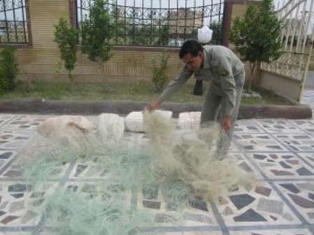 20 رشته تور ماهي گيري از رودخانه دز جمع آوري شد