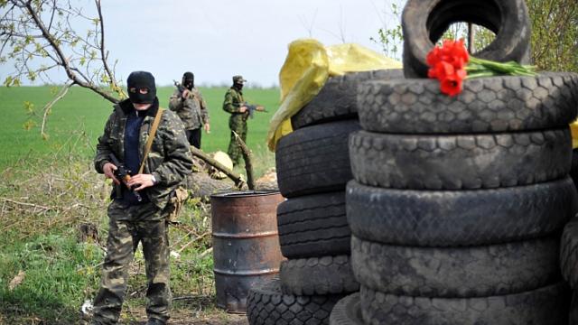 شبه نظامیان اوكراین در اسلاویانسك حكومت نظامی اعلام كردند