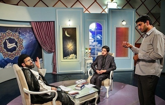 تهيهكننده «سمت خدا»: براي نهي از منكر مديران صداوسيما بركنار شدم تهيهكننده «سمت خدا»: براي نهي از منكر مديران صداوسيما بركنار شدم