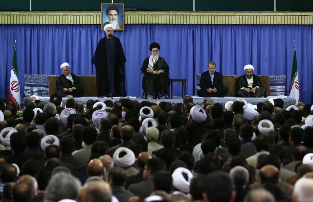 روحانی : پیامبر با قرارداد، حكومت مدینه را اداره كرد