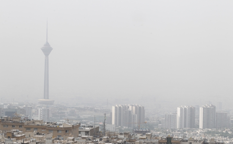هوای تهران آلوده به گرد و غبار/ كمیته اضطرار آلودگی هوای پایتخت تشكیل شد