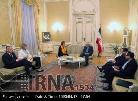 Zarif, Ashton review outcome of negotiations by deputies Zarif, Ashton review outcome of negotiations by deputies