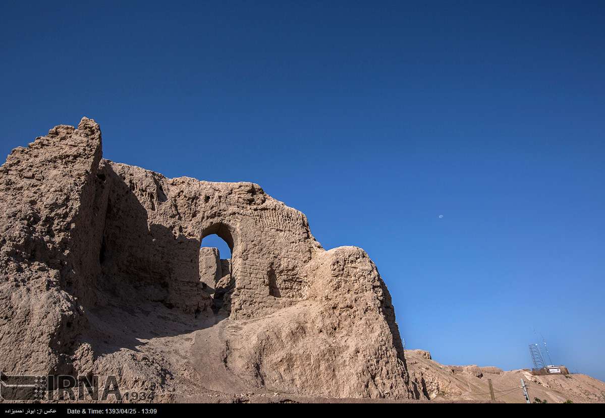 جیب خالی میراث برای ۲ قلعه ۳ هزار ساله شهر کرمان