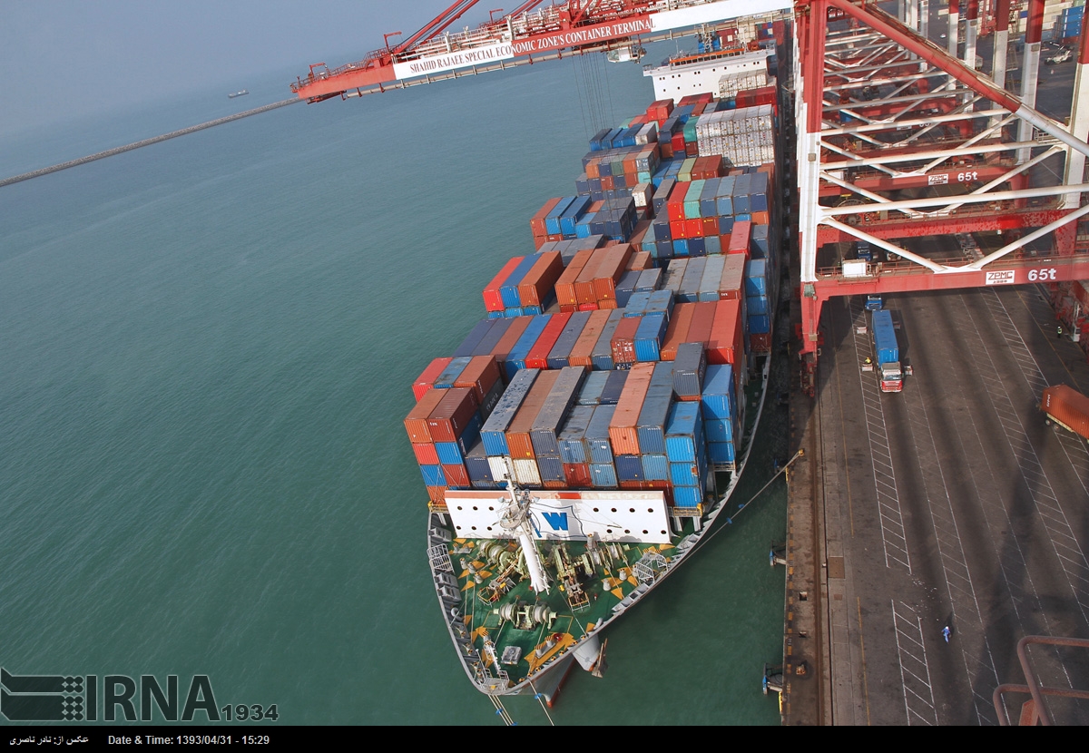 استفاده از خط کشتیرانی برای تجارت با کشور عمان در دست‌ پیگیری است