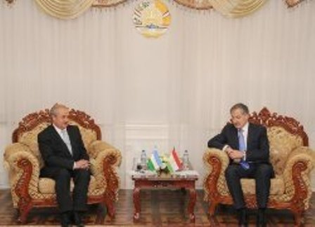 وزرای امور خارجه تاجیكستان و ازبكستان دیدار و گفت وگو كردند