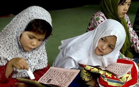 هدیه آموزشی دولت تدبیر وامید به اتباع افغانستان / دانش آموزان افغان شهریه نمی دهند هدیه آموزشی دولت تدبیر وامید به اتباع افغانستان / دانش آموزان افغان شهریه نمی دهند