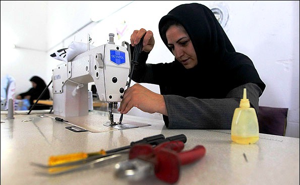 از رنج تا امید زنان سرپرست خانوار از رنج تا امید زنان سرپرست خانوار