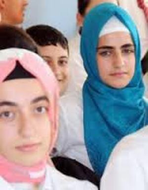 حجاب اسلامی در دبیرستانهای تركیه رسما آزاد اعلام شد