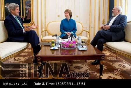 Zarif, Ashton y Kerry se reunirán próximamente en Omán Zarif, Ashton y Kerry se reunirán próximamente en Omán