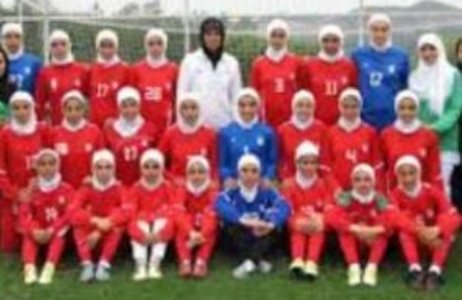 دختران فوتبالیست جوان ایران وارد كلمبو شدند