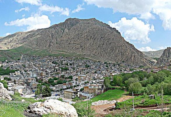 افتتاح بيمارستان 24 تختخوابي و حل مشكل آب شرب هديه دولت تدبيرواميد به مردم  دالاهو - ایرنا