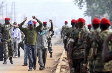 فرار هزار شورشی كنگویی از اردوگاهی در اوگاندا