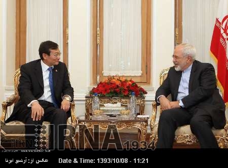 Zarif: Irán, decidido a desarrollar sus relaciones con China Zarif: Irán, decidido a desarrollar sus relaciones con China