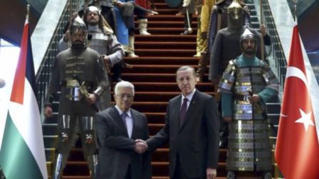 تمسخر استقبال 'تاريخي' اردوغان از عباس