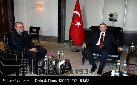 İran ve Türkiye, ekonomik işbirliğinin geliştirilmesi üzerinde durdu İran ve Türkiye, ekonomik işbirliğinin geliştirilmesi üzerinde durdu