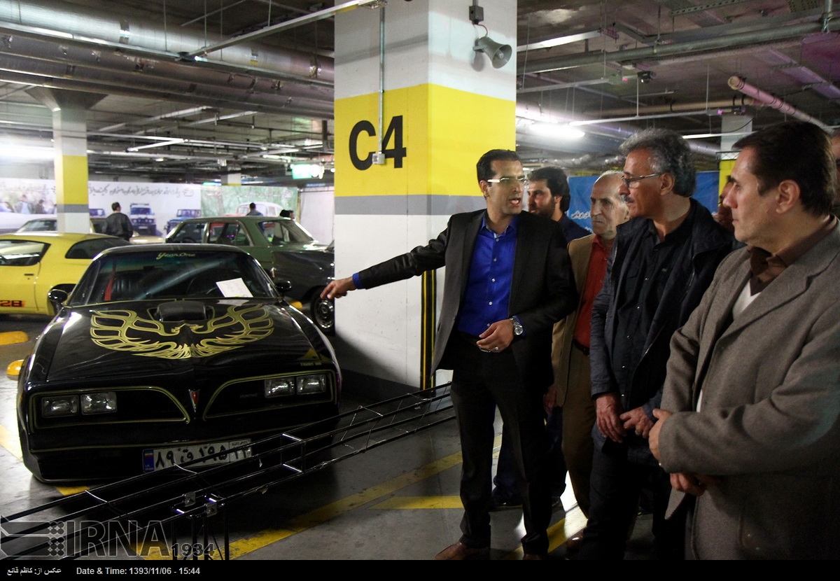 افتتاحیه نمایشگاه خودرو وموتورسیکلت کلاسیک