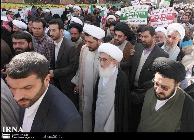 آیت الله نوری همدانی : راهپیمایی 22 بهمن نمایش وحدت و قدرت اسلام است