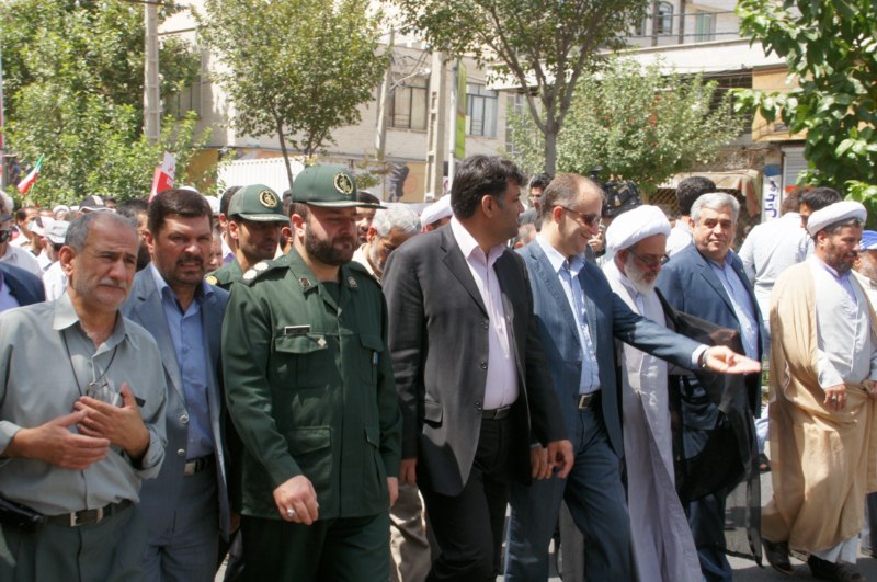 راهپيمايي 22 بهمن نشان دهنده پايبندي مردم به آرمانهاي انقلاب است راهپيمايي 22 بهمن نشان دهنده پايبندي مردم به آرمانهاي انقلاب است