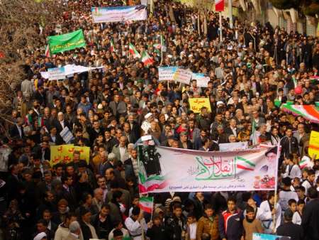انقلاب اسلامي نشات گرفته از باورها و اعتقادات مردم ايران است انقلاب اسلامي نشات گرفته از باورها و اعتقادات مردم ايران است