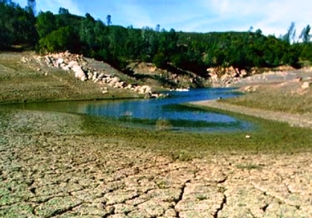 ابتكار: وضعیت منابع آبی 14 شهر كشور نگران كننده است