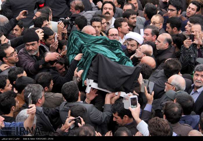 پیکر مطهر مادر شهیدان عابدی در بهشت زهرا به خاک سپرده شد