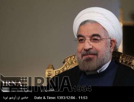 صدر روحانی نے 'تہران-قم-اصفہان' تیز رفتار ریل منصوبے کی تعمیر کا افتتاح کردیا صدر روحانی نے 'تہران-قم-اصفہان' تیز رفتار ریل منصوبے کی تعمیر کا افتتاح کردیا